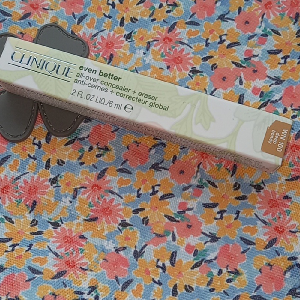 Makeup Deep Honey Clinique Concealer + Eraser